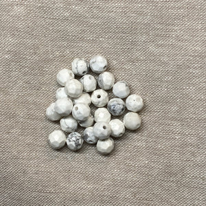8mm Marble Howlite (Faceted)
